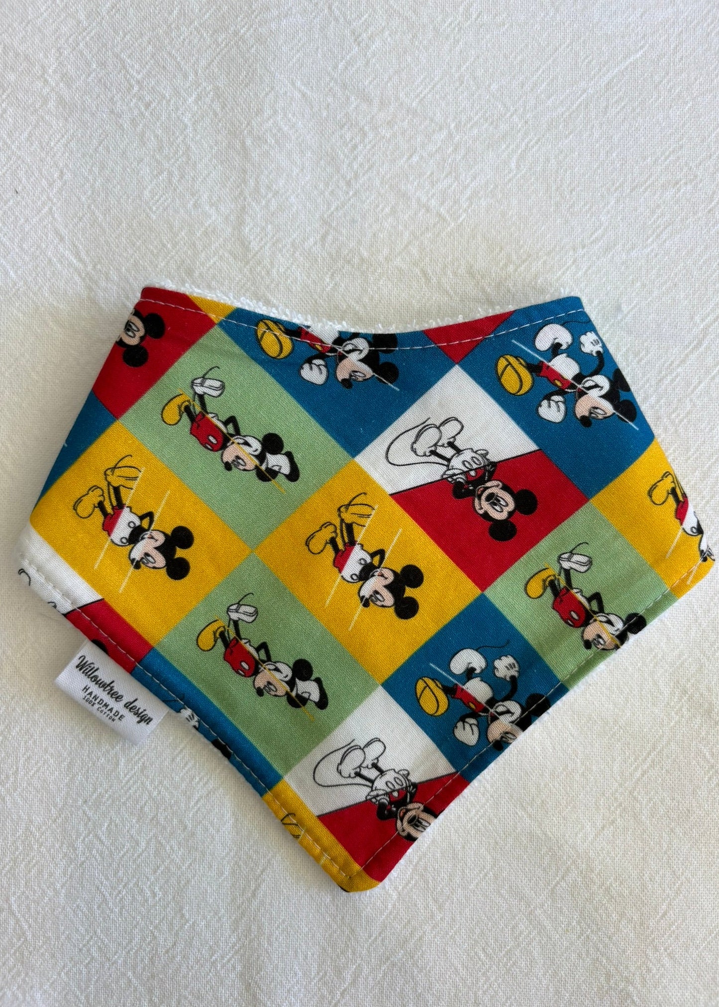 Mickey Mouse colours