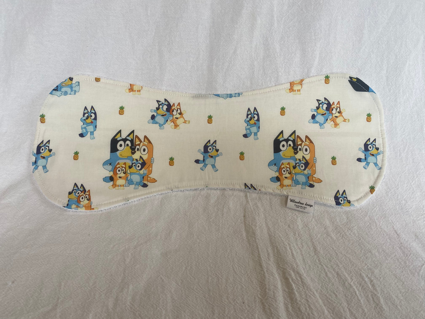 Burp cloth - Bluey and family