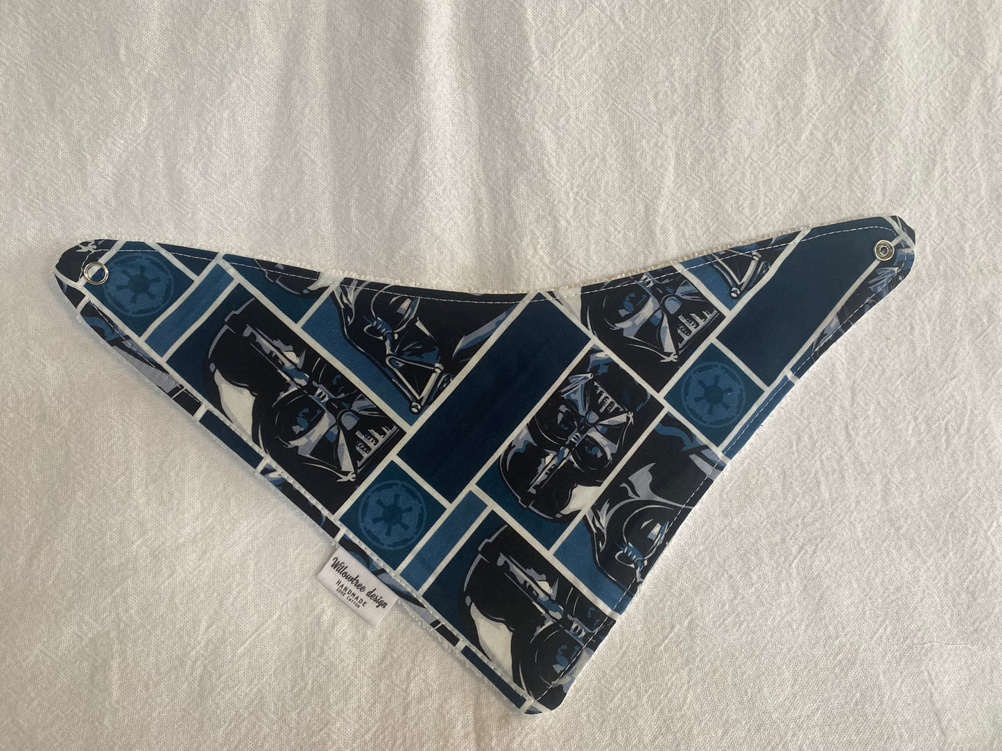 Bandana dribble bib