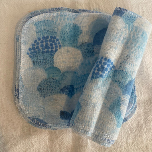 Reusable baby wipes - Blue whales