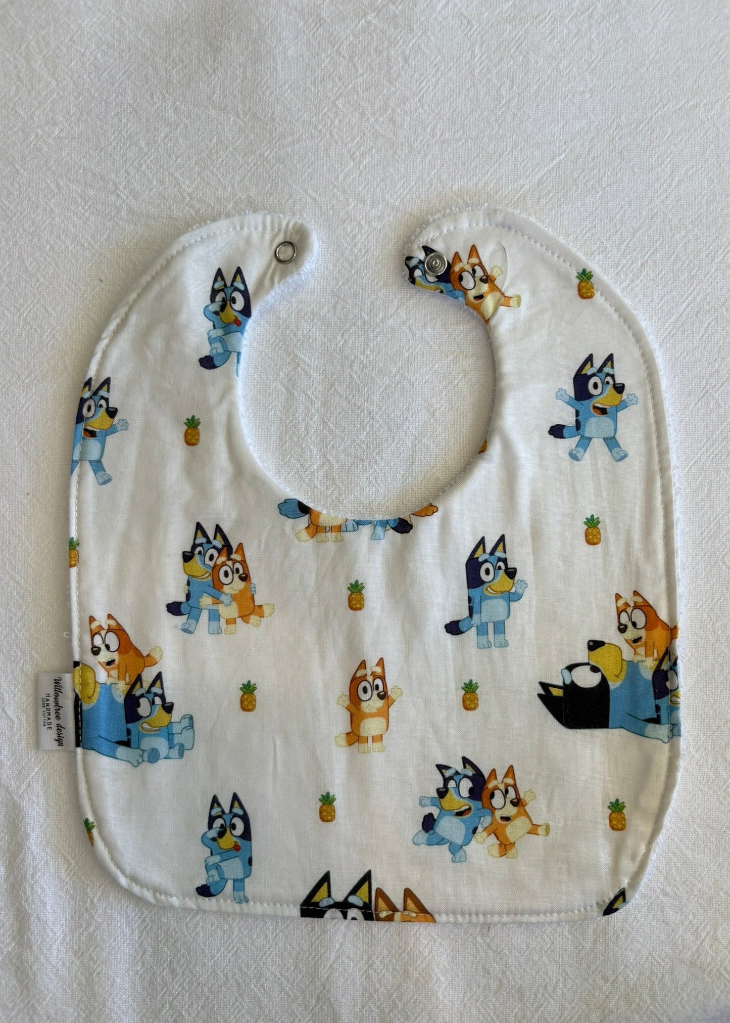 Mealtime Bib - Bluey and Family