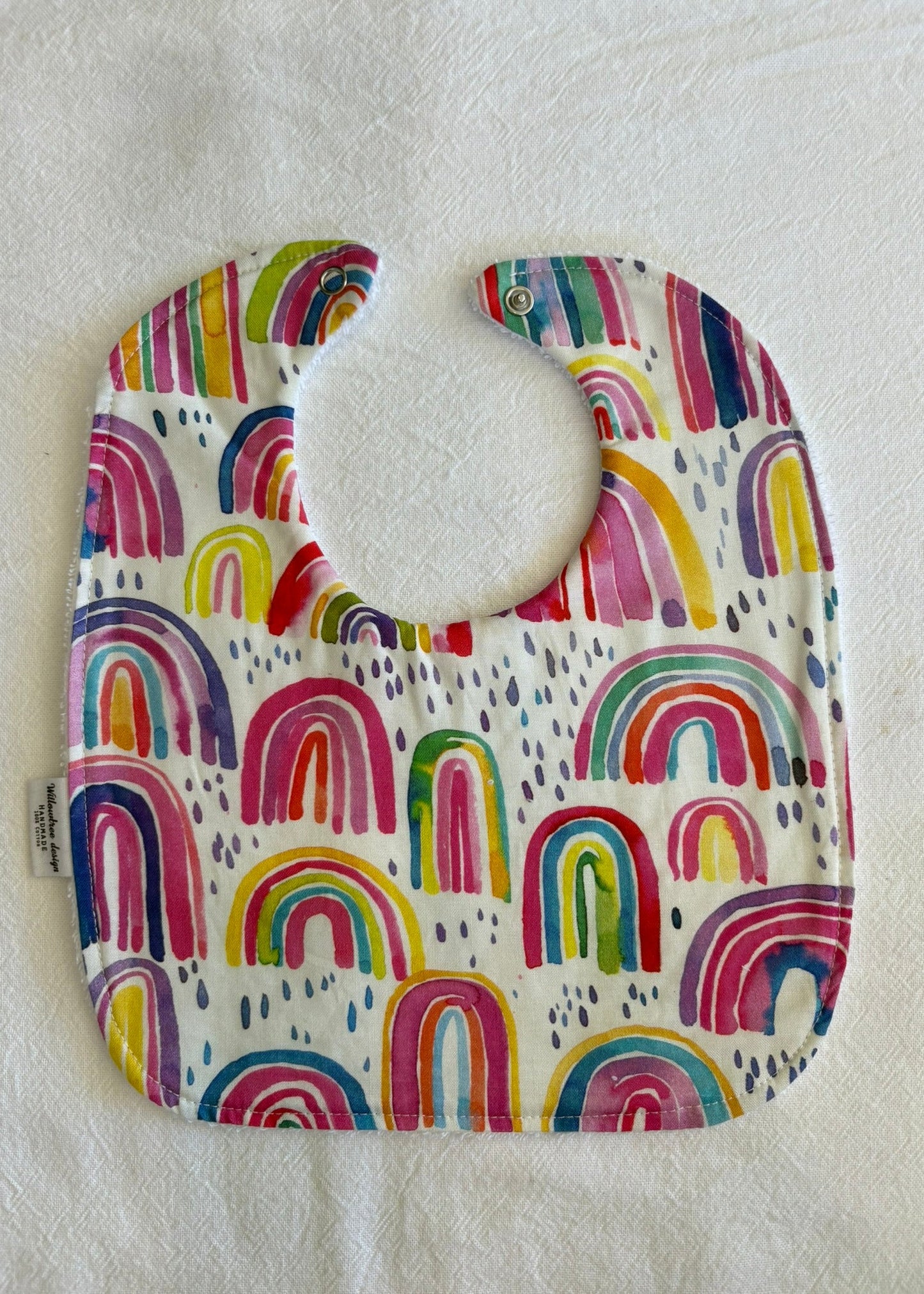 Mealtime bib - Rainbows